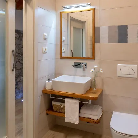 Apartmaji In Sobe Odlicna Hisa Štanjel Extérieur photo