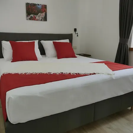 Apartmaji In Sobe Odlicna Hisa Štanjel Extérieur photo