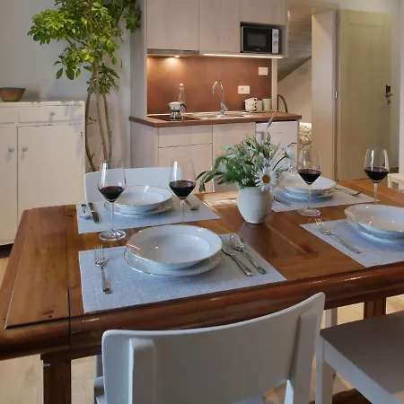 Apartmaji In Sobe Odlicna Hisa Štanjel Extérieur photo