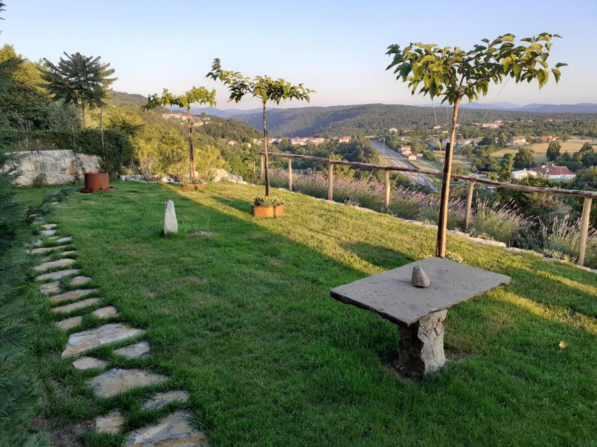 Apartmaji In Sobe Odlicna Hisa *
