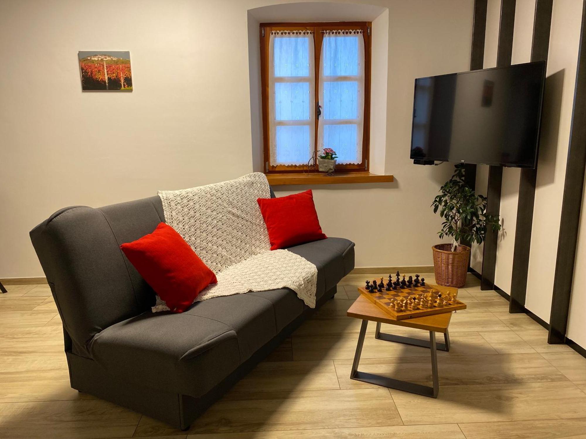 Apartmaji In Sobe Odlicna Hisa * Štanjel